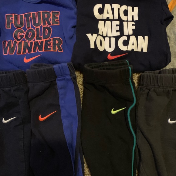 12 Nike long Sleeve Onesies with matching pants - Picture 5 of 6